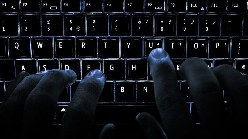 Backlit keyboard representing editing and refreshing blog content